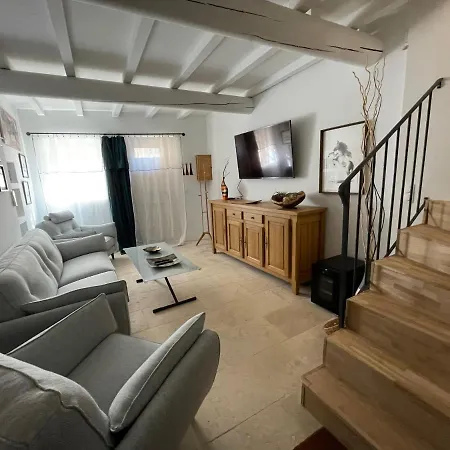 La Petite Terrasse Pres Des Arenes
